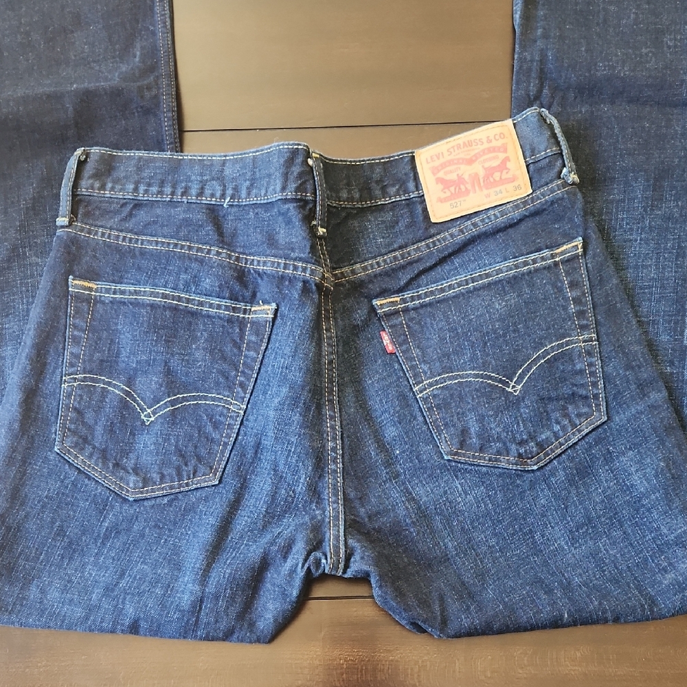 Levi's Dark Indigo Jeans